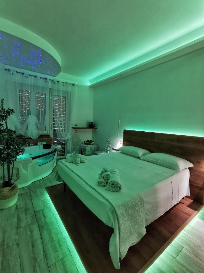 Il Mare Di Roma Deluxe Hotell Lido di Ostia Exteriör bild
