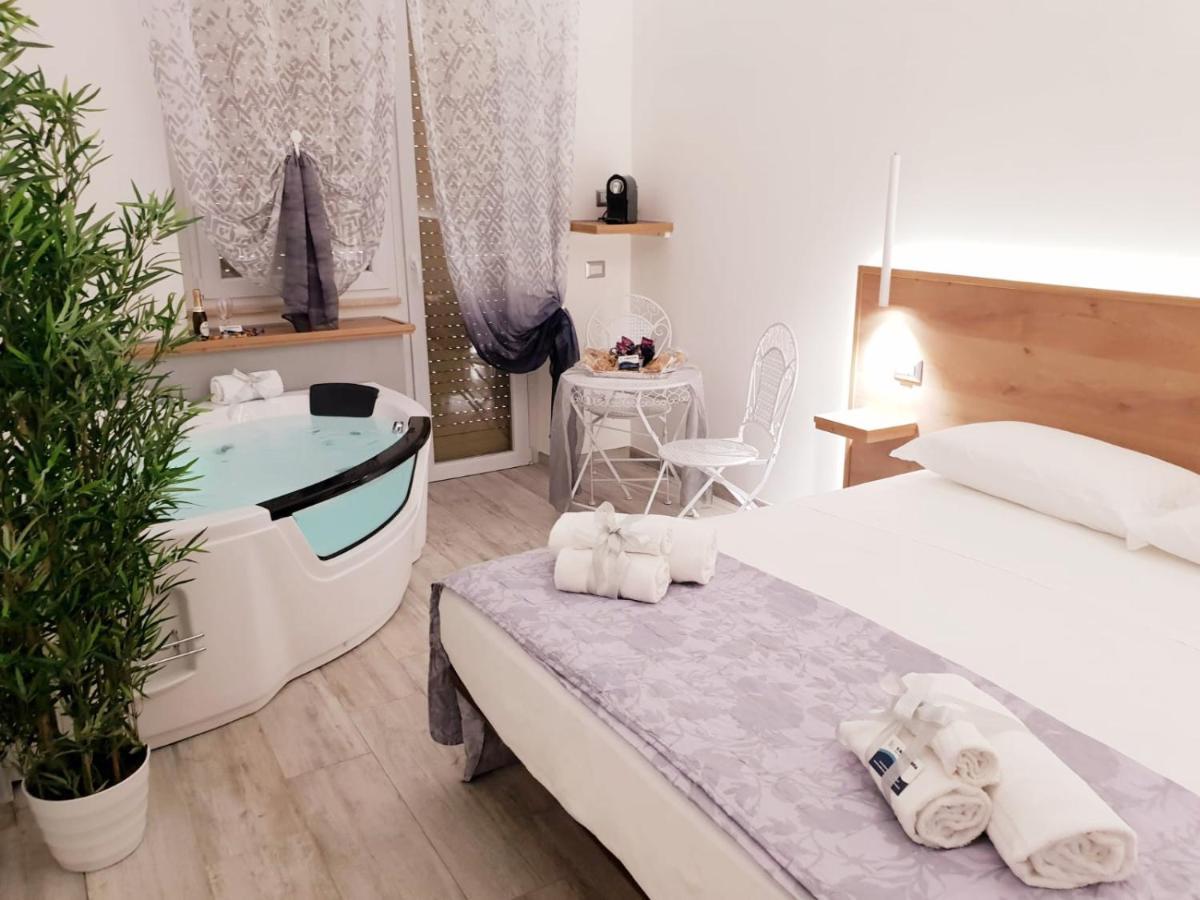 Il Mare Di Roma Deluxe Hotell Lido di Ostia Exteriör bild