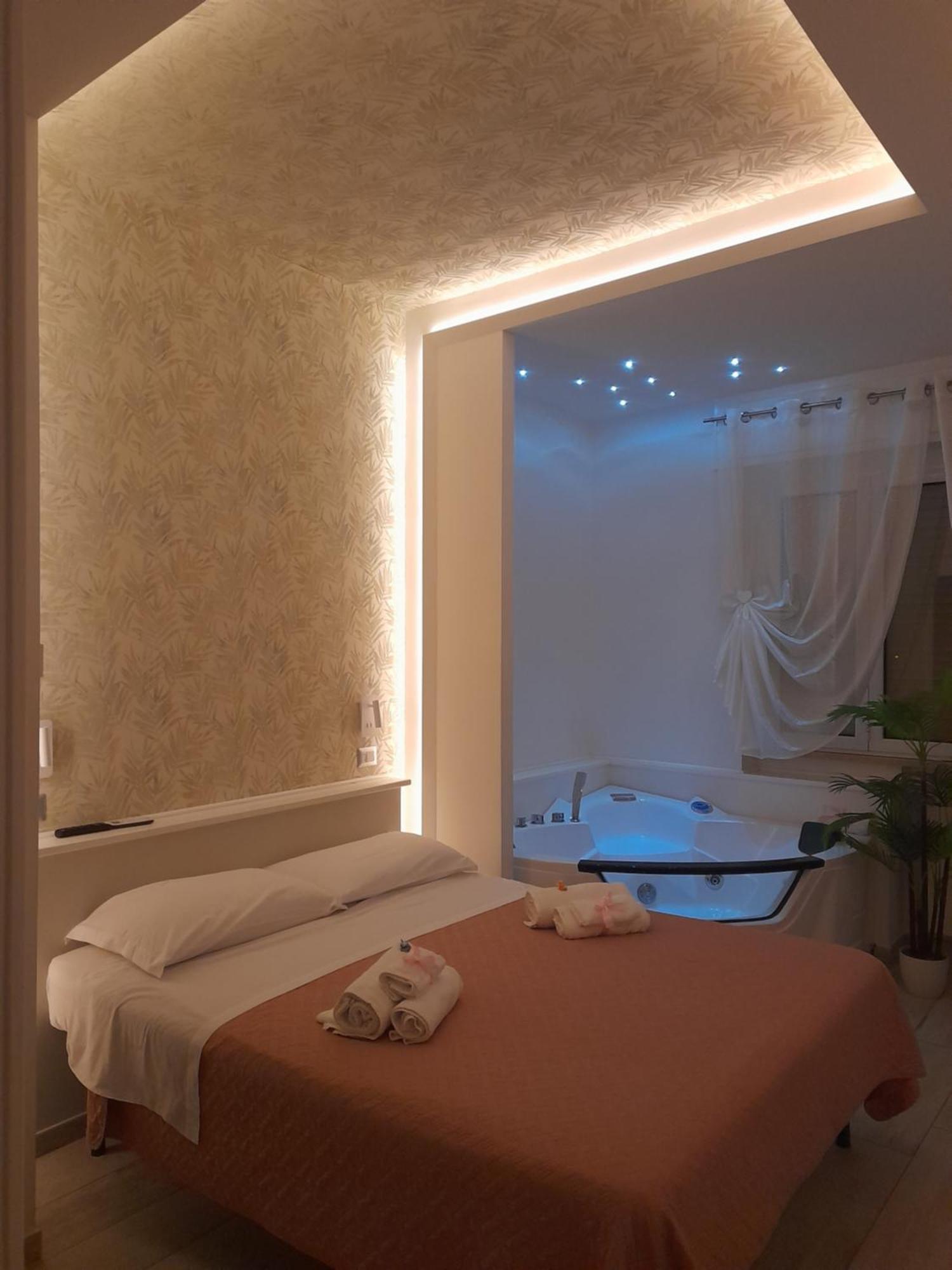 Il Mare Di Roma Deluxe Hotell Lido di Ostia Exteriör bild